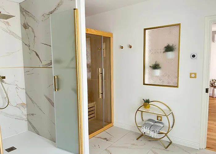 Le Coeur De La Bastide - Adult Only 4* Carcassonne