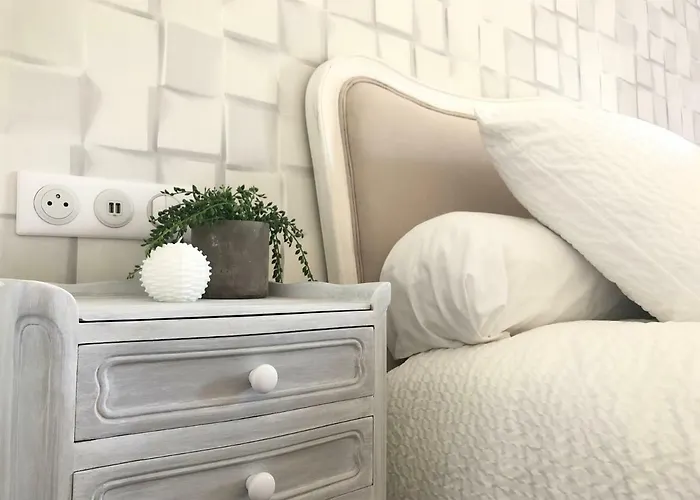 Le Coeur De La Bastide - Adult Only Alojamento de Acomodação e Pequeno-almoço Carcassonne