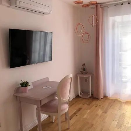 Le Coeur De La Bastide - Adult Only Bed & Breakfast Carcassonne